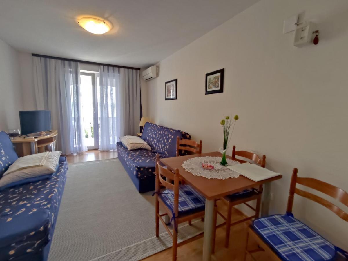 Panaramico Superior Apartments Lili With Sea View In Dramalj Exterior photo